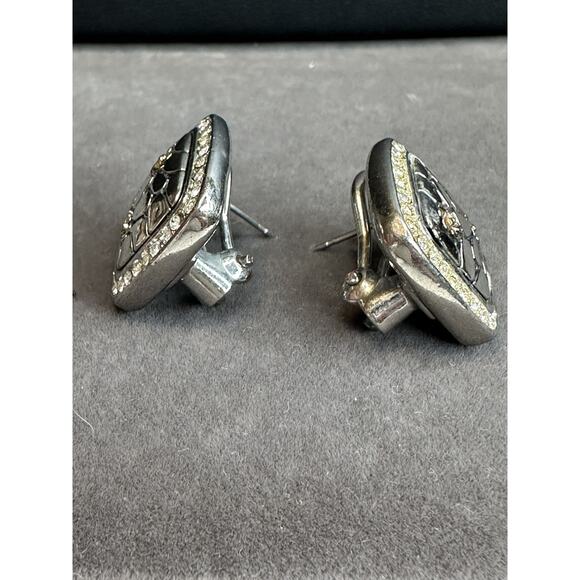 Rhodium Rhinestone Square Two tone cable pebble Flower Omega Clasp earrings - Picture 5 of 8